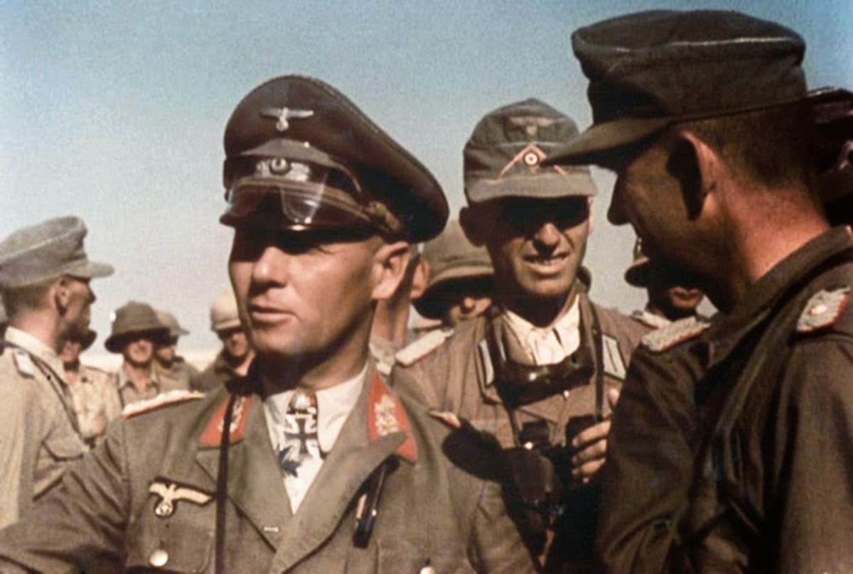 Erwin-Rommel and staff - Western-Desert 1941